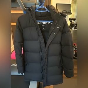 Aritzia Super Puff MID length black excellent condition